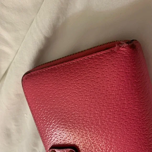 Kate Spade Vibrant Pink Wallet - Picture 6 of 8